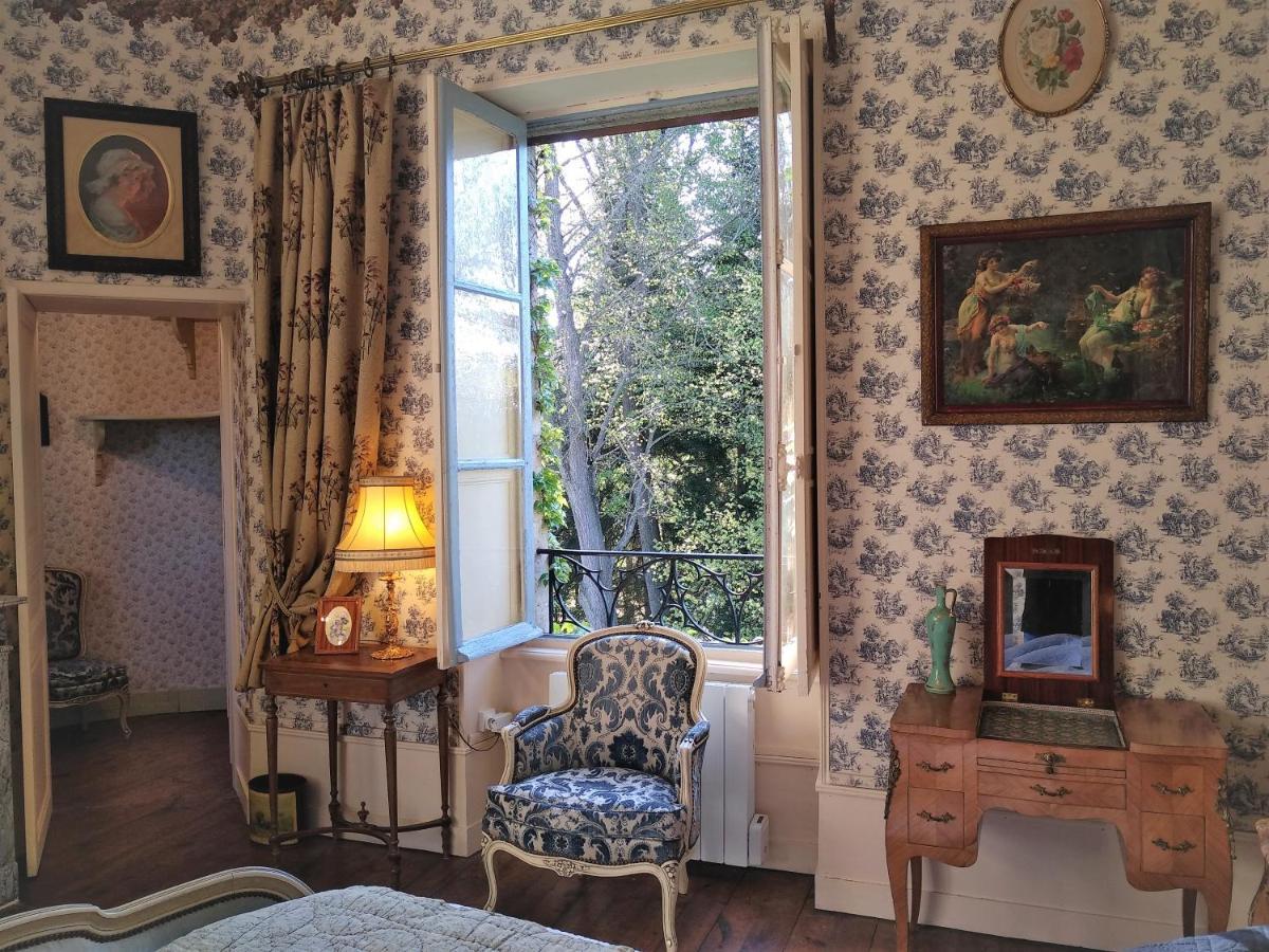 Chateau De La Vernede, La Grande Vernede Saint-Remy-de-Chargnat Екстер'єр фото