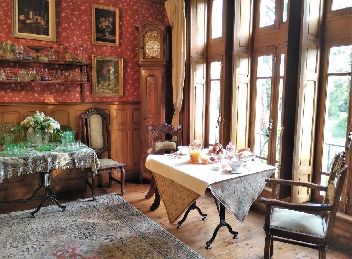 Chateau De La Vernede, La Grande Vernede Saint-Remy-de-Chargnat Екстер'єр фото